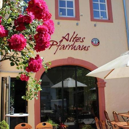 Altes Pfarrhaus Hotel Auw an der Kyll Екстериор снимка
